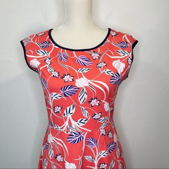 Draper James Coral Floral Ponte Skater Dress Stretchy Jersey Knit Size S - Picture 3 of 10